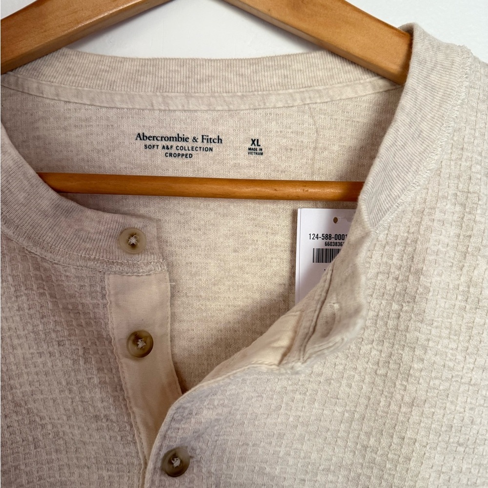 Abercrombie Henley - Picture 2 of 5